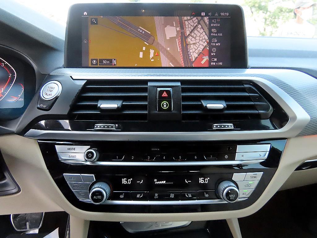 BMW X3 — photo 13