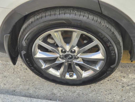 Kia Sorento — photo 20