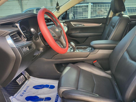 Cadillac XT5 — photo 05