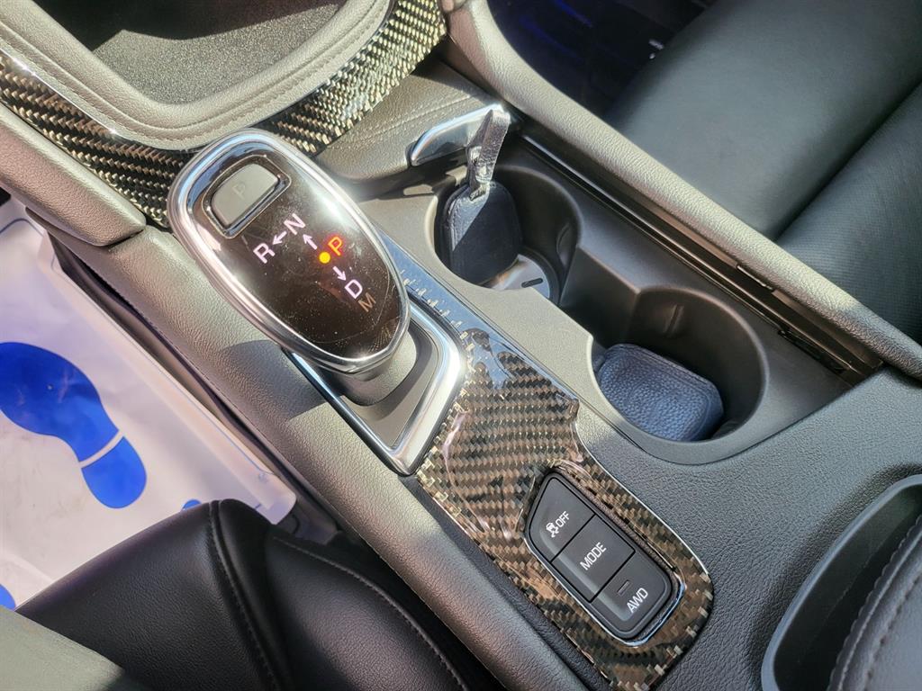Cadillac XT5 — photo 10