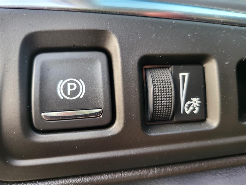 Cadillac XT5 — photo 13