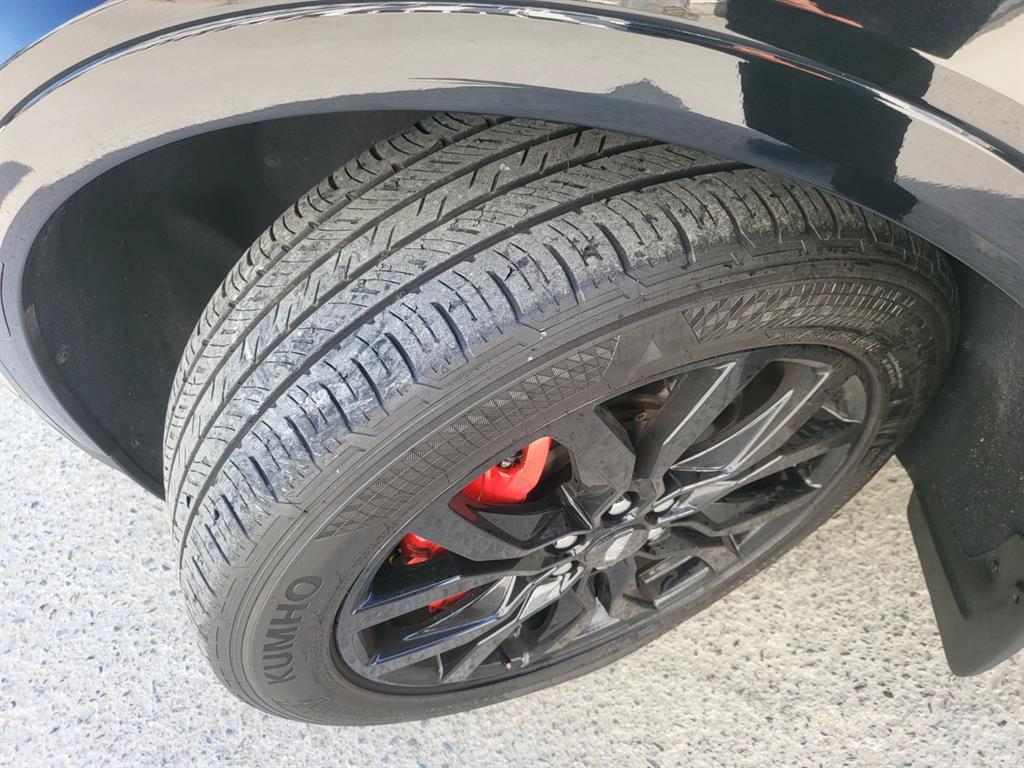 Cadillac XT5 — photo 20
