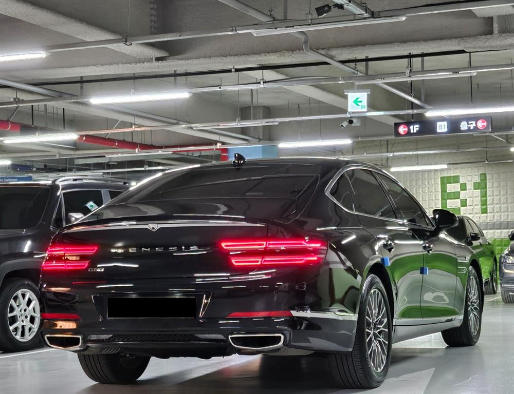 Genesis G80 — photo 04