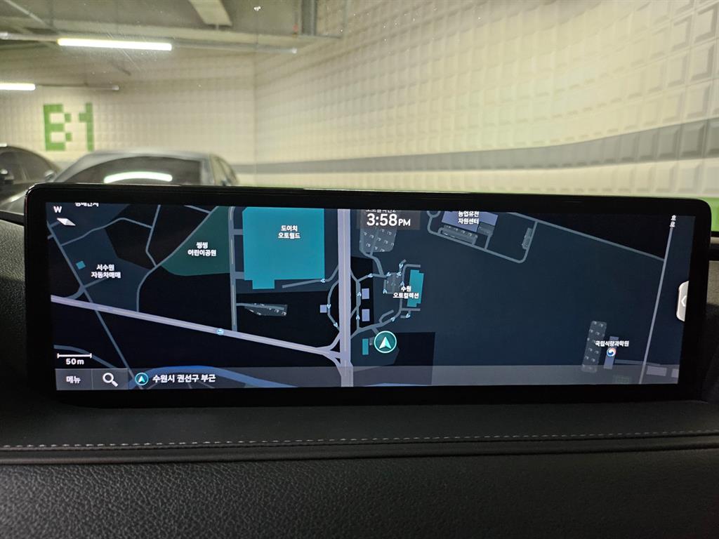 Genesis G80 — photo 12