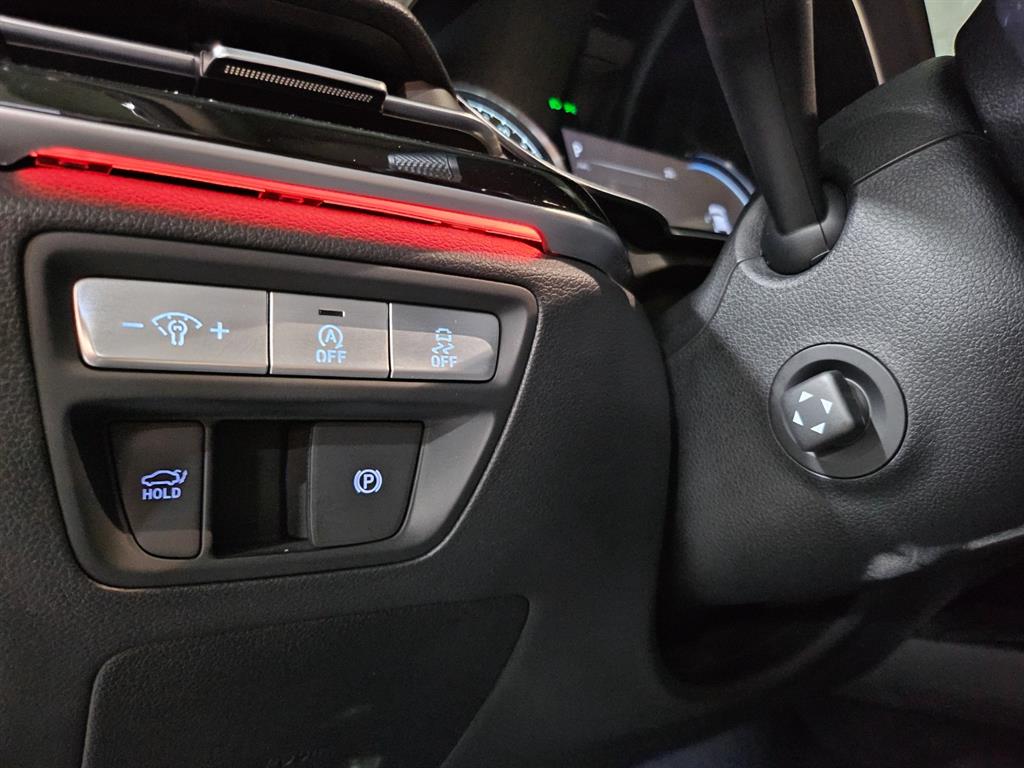 Genesis G80 — photo 17