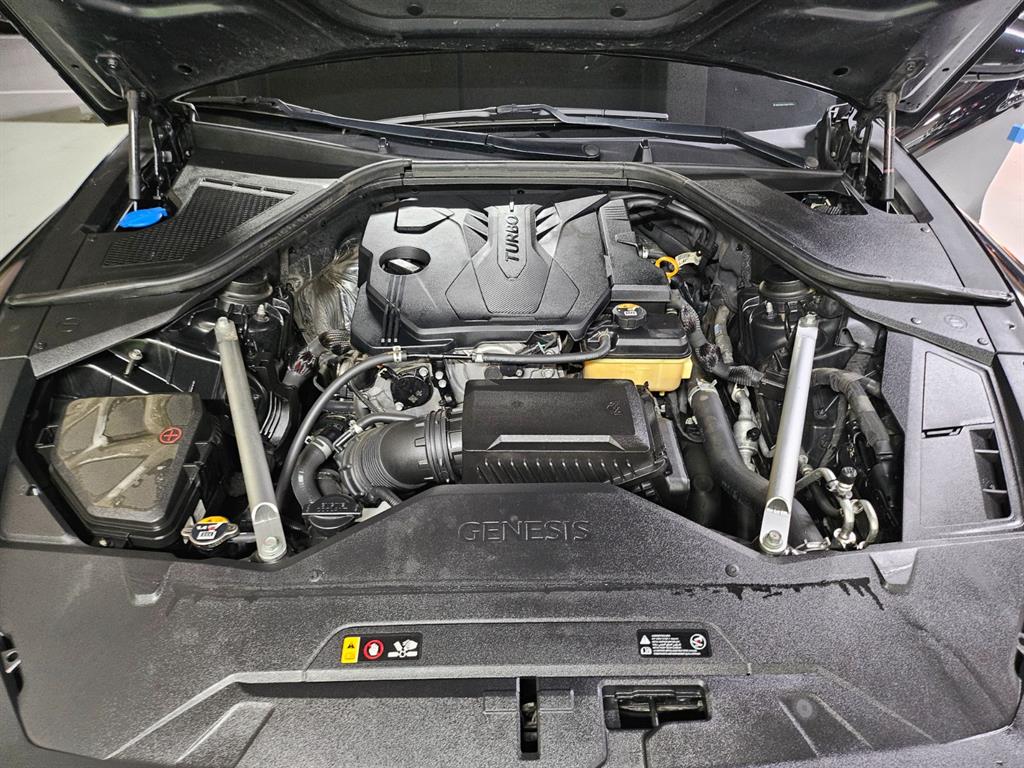 Genesis G80 — photo 20