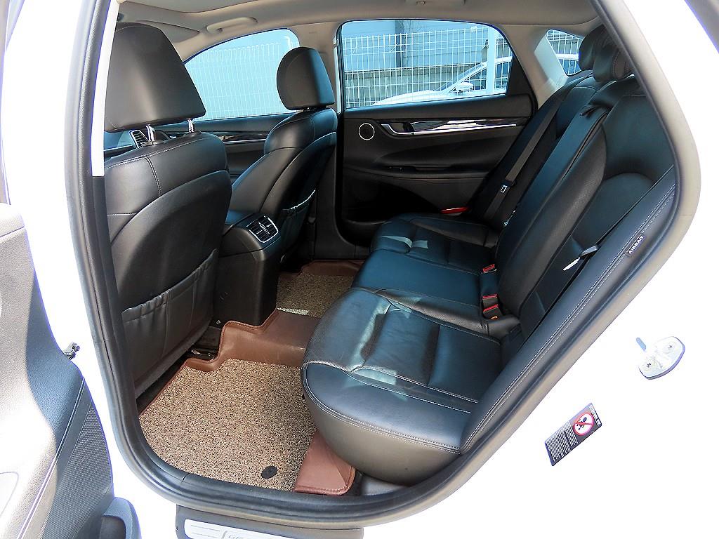 Hyundai Grandeur — photo 06