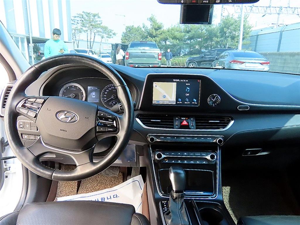 Hyundai Grandeur — photo 07