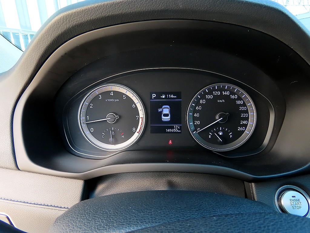 Hyundai Grandeur — photo 09