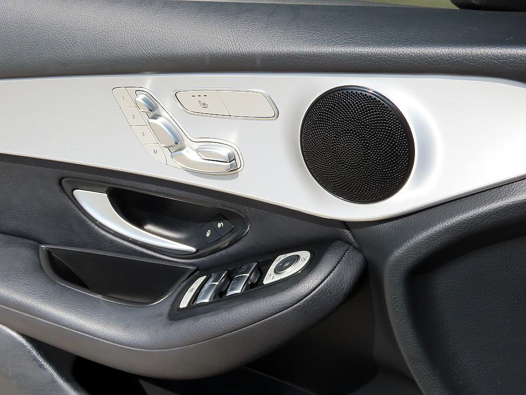 Mercedes-Benz GLC-Class — photo 11