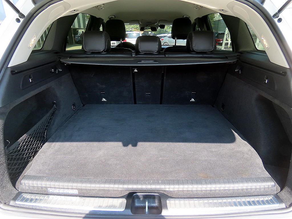 Mercedes-Benz GLC-Class — photo 17