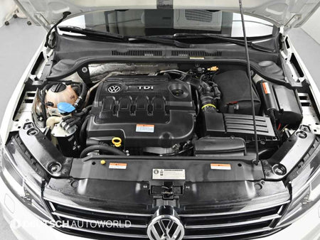 Volkswagen Jetta — photo 06