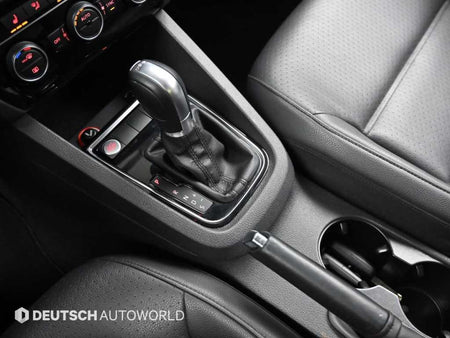 Volkswagen Jetta — photo 09