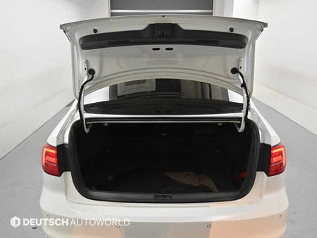 Volkswagen Jetta — photo 19