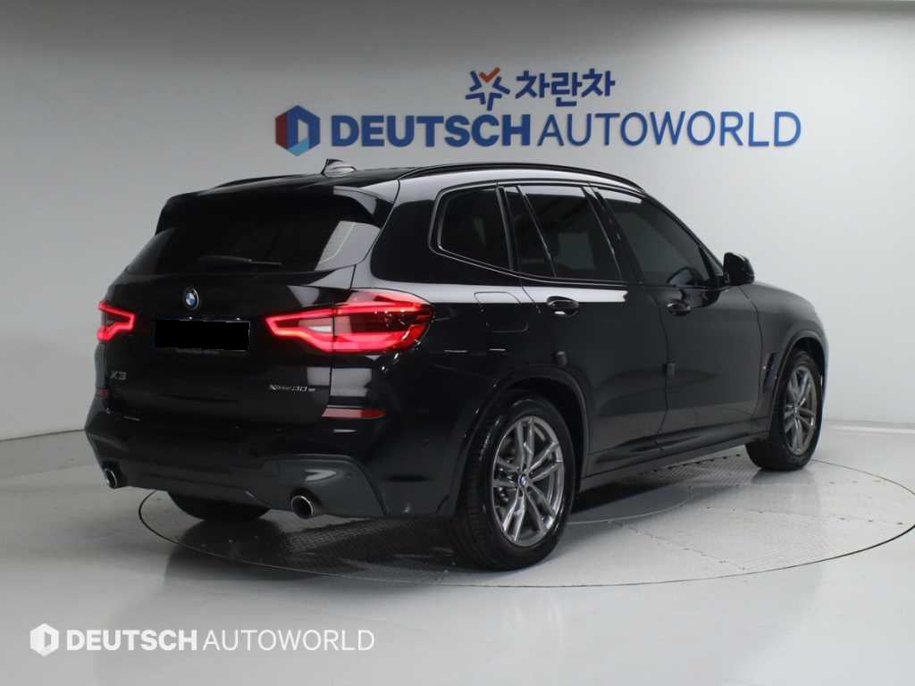 BMW X3 — photo 03