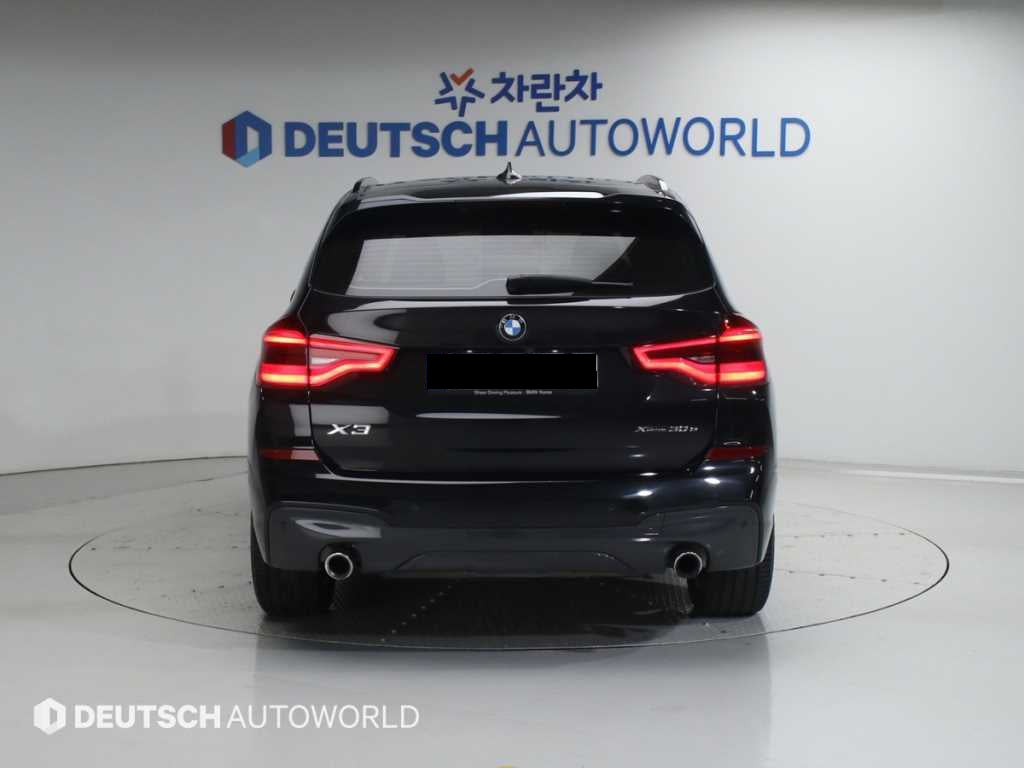 BMW X3 — photo 05