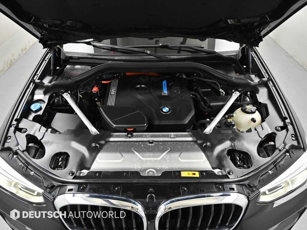 BMW X3 — photo 07