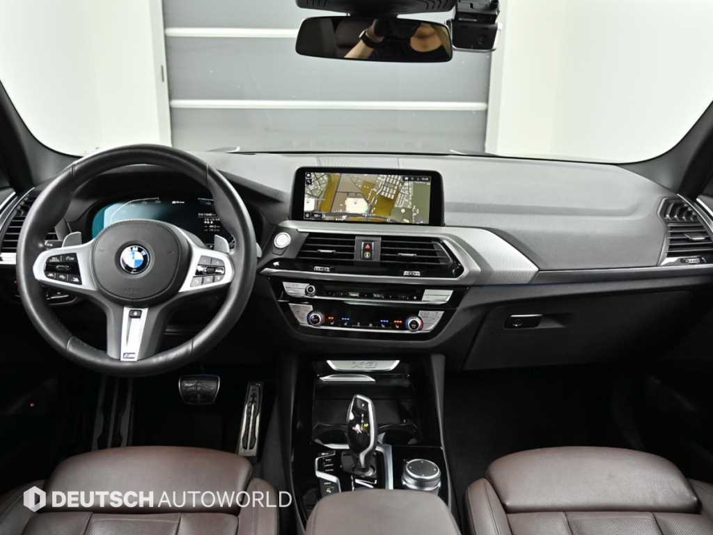 BMW X3 — photo 08