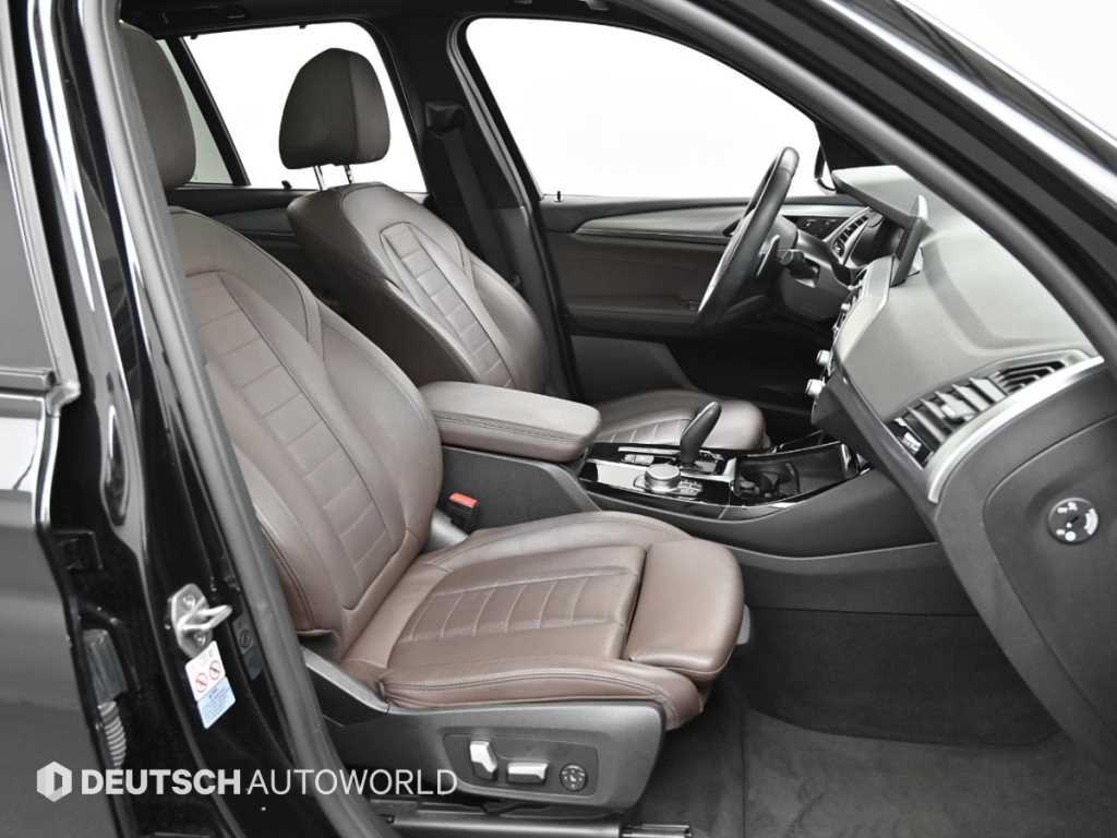 BMW X3 — photo 11