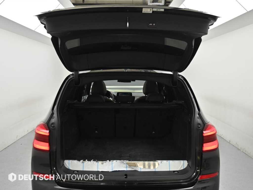 BMW X3 — photo 19