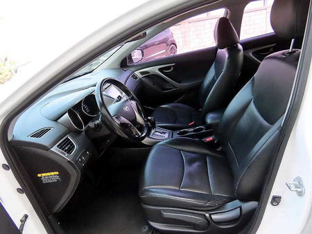 Hyundai Avante — photo 05