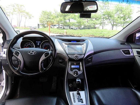 Hyundai Avante — photo 07
