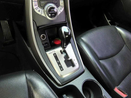 Hyundai Avante — photo 10