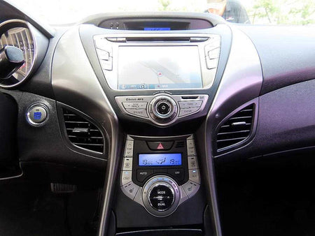 Hyundai Avante — photo 13