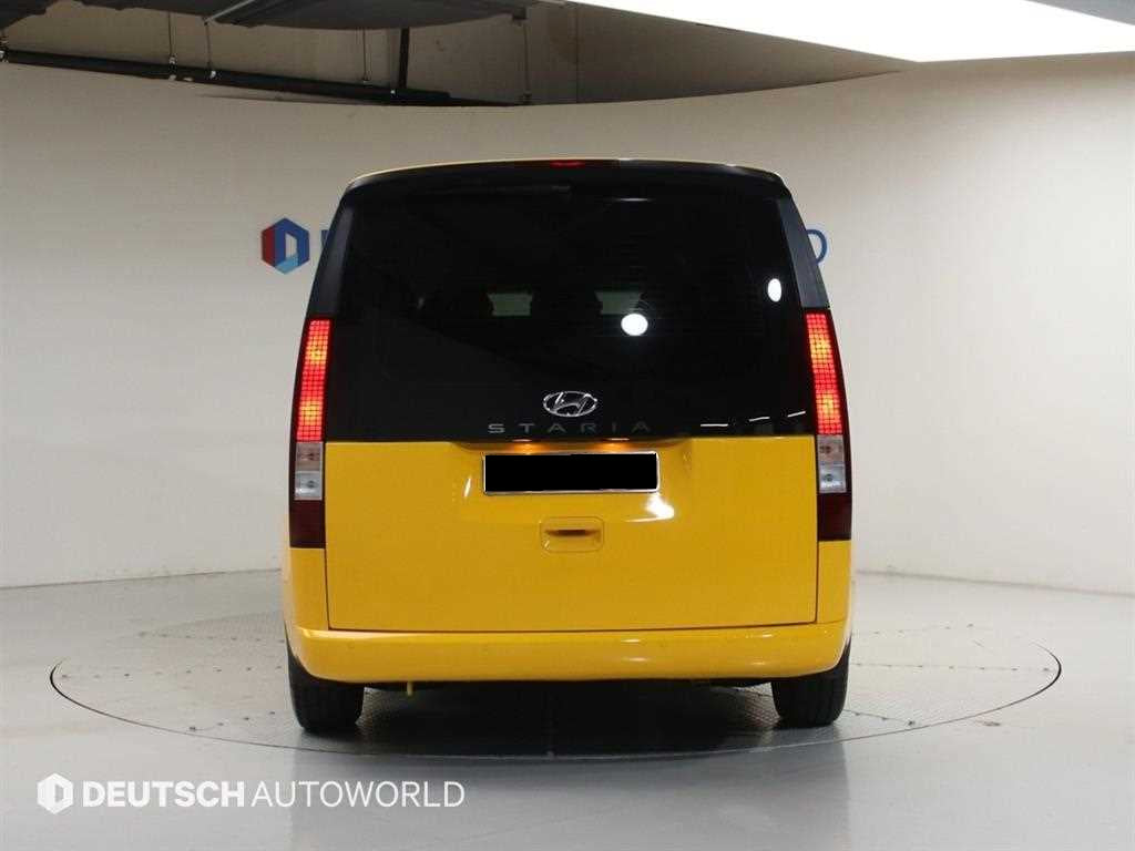 Hyundai Staria — photo 04