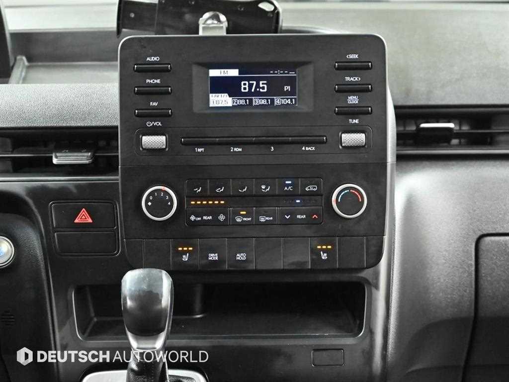 Hyundai Staria — photo 14