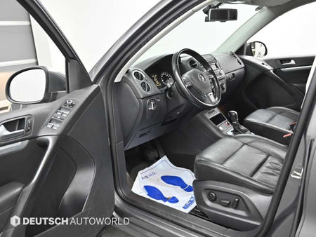 Volkswagen Tiguan — photo 11