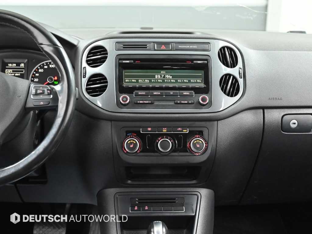 Volkswagen Tiguan — photo 14