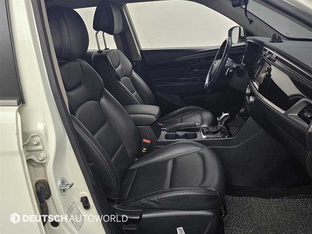 KGM KORANDO — photo 10