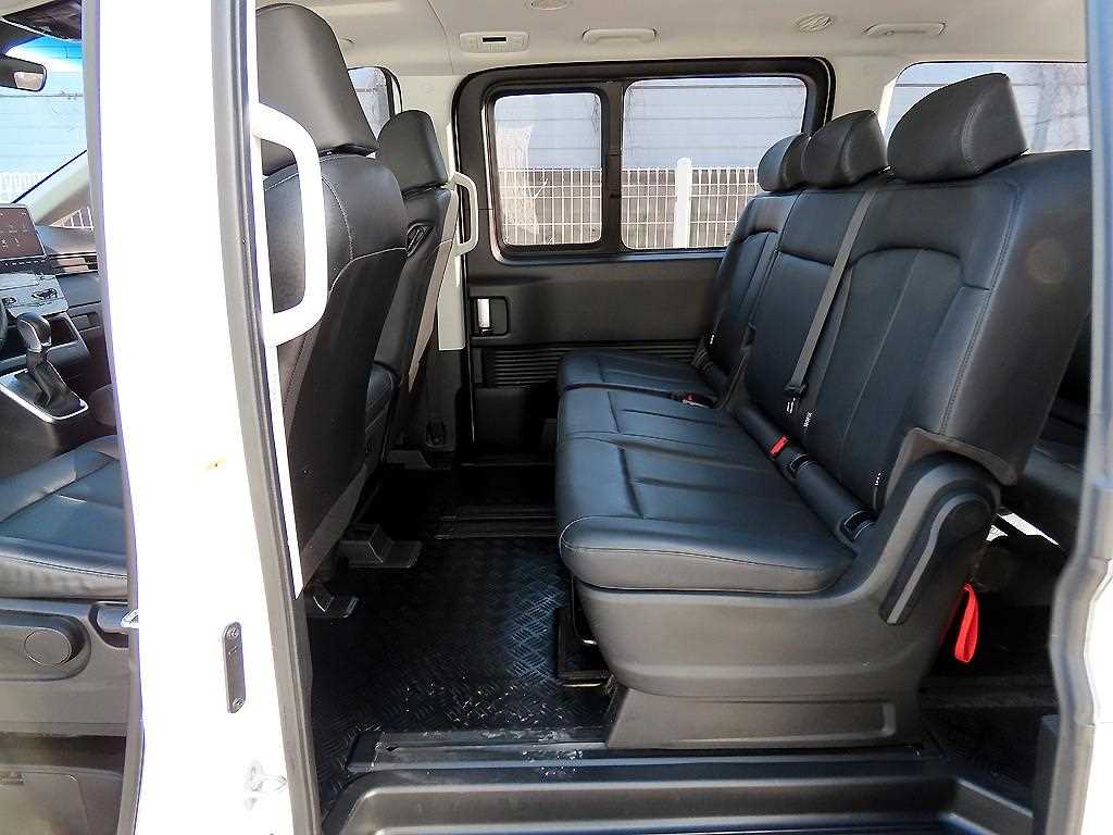Hyundai Staria — photo 06