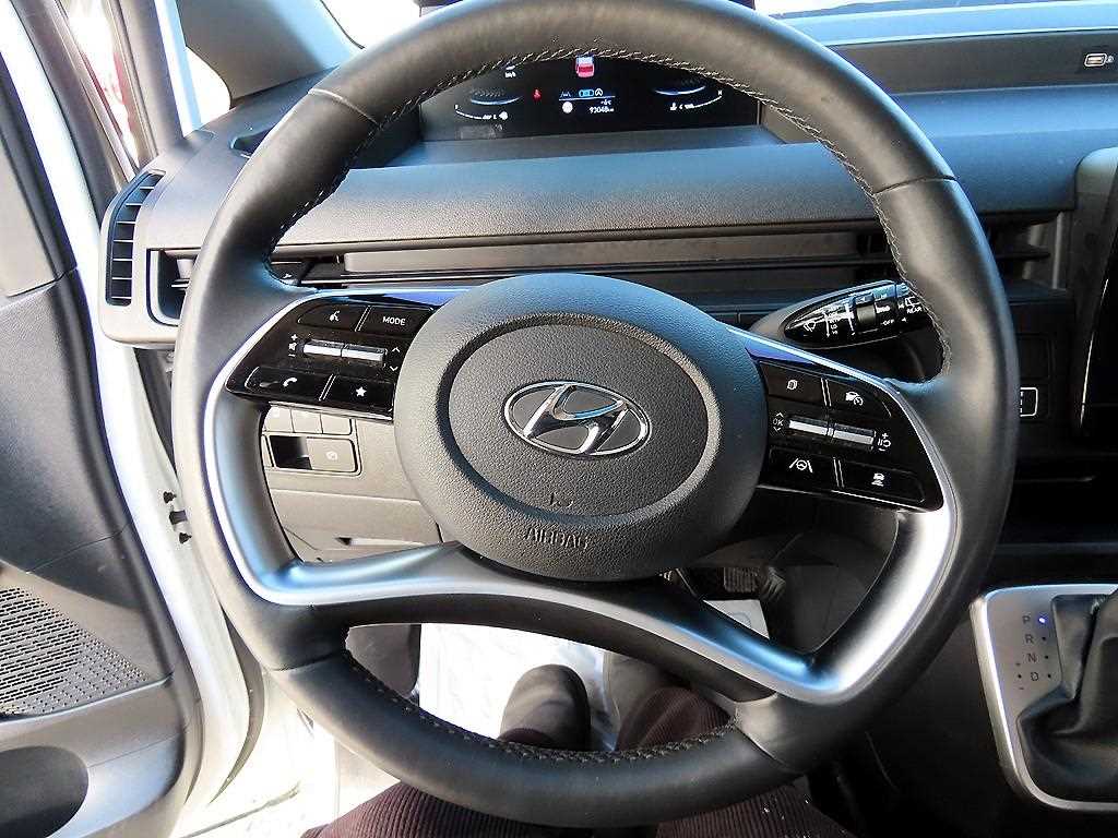 Hyundai Staria — photo 09