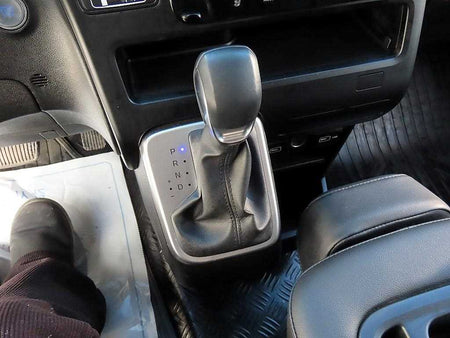 Hyundai Staria — photo 11