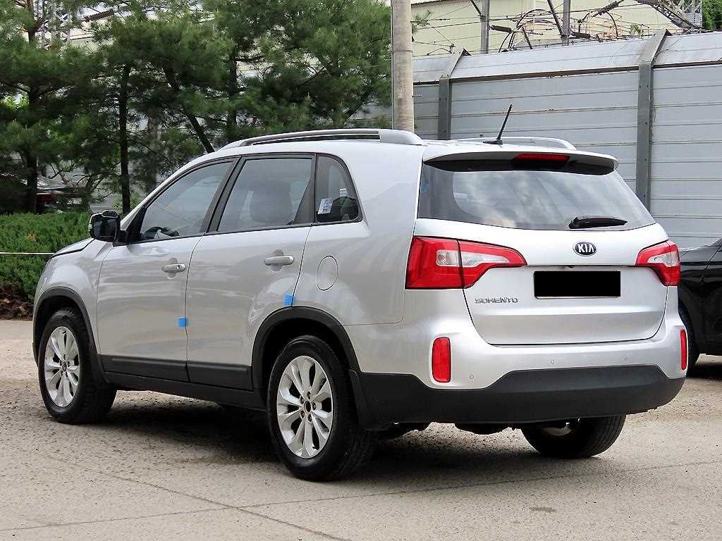 Kia Sorento — photo 03