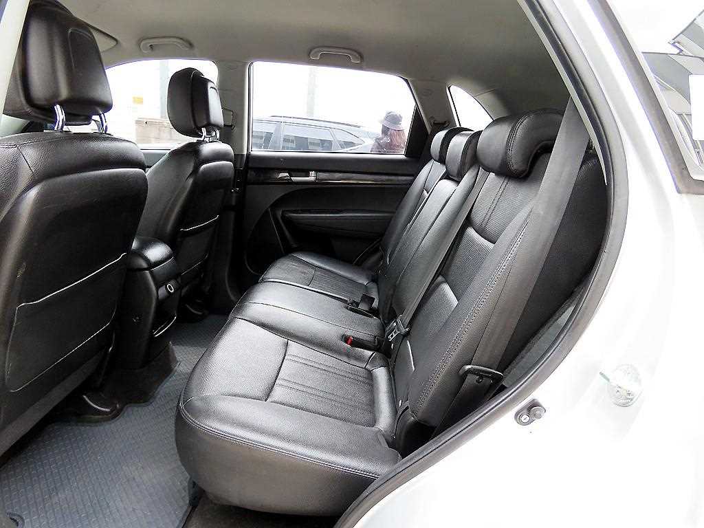 Kia Sorento — photo 06