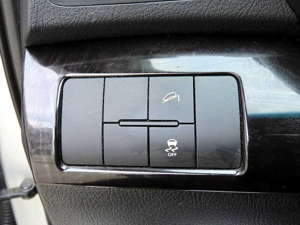 Kia Sorento — photo 12