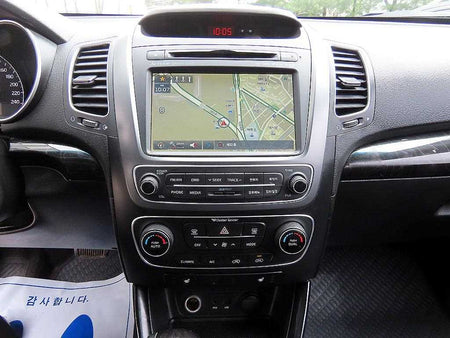 Kia Sorento — photo 13