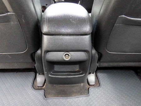 Kia Sorento — photo 17