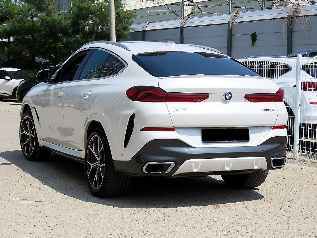 BMW X6 — photo 03