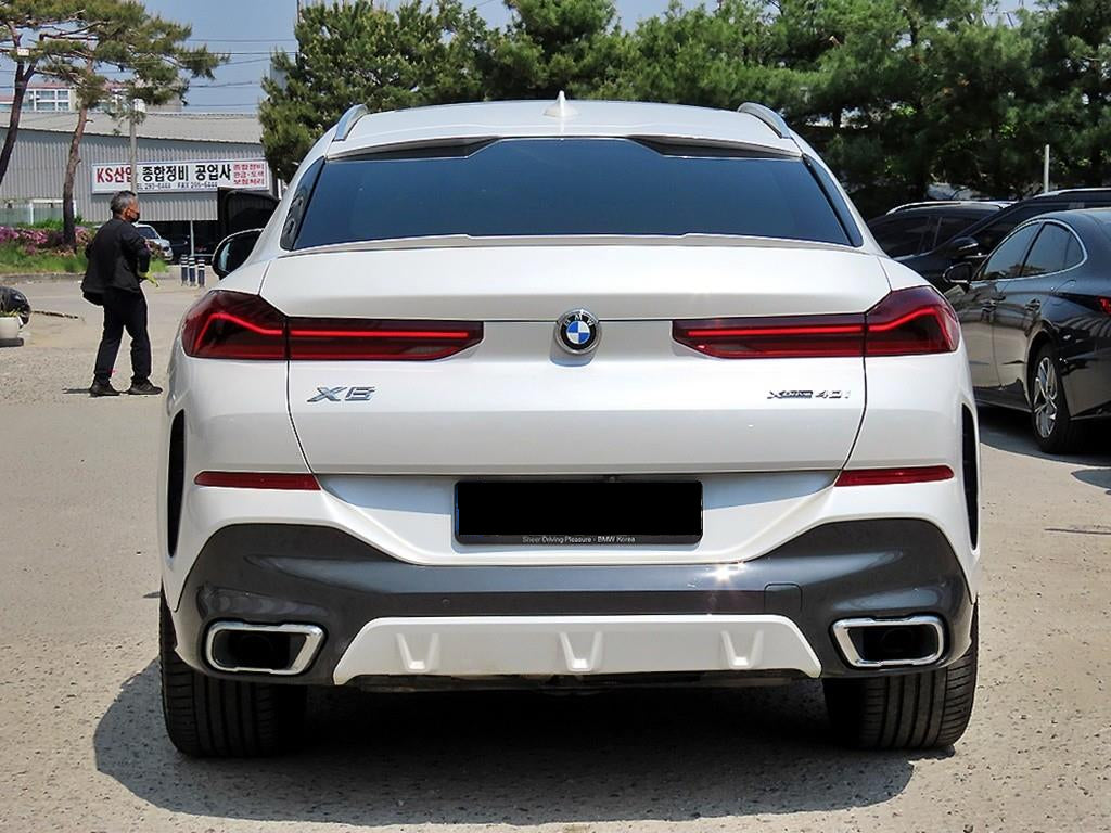 BMW X6 — photo 04
