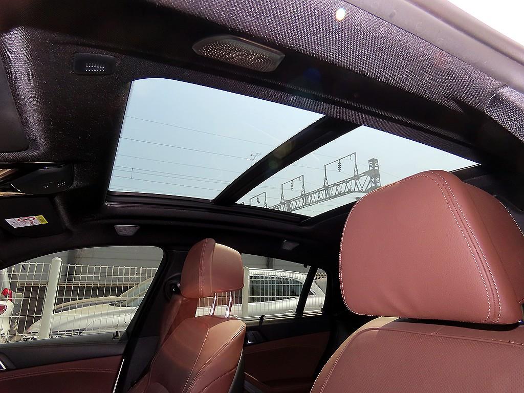 BMW X6 — photo 14