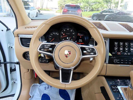 Porsche Macan — photo 08