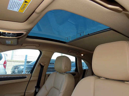 Porsche Macan — photo 16