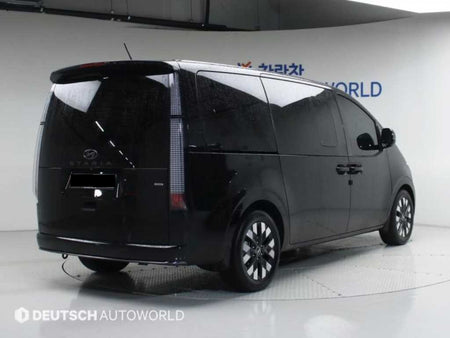 Hyundai Staria — photo 02