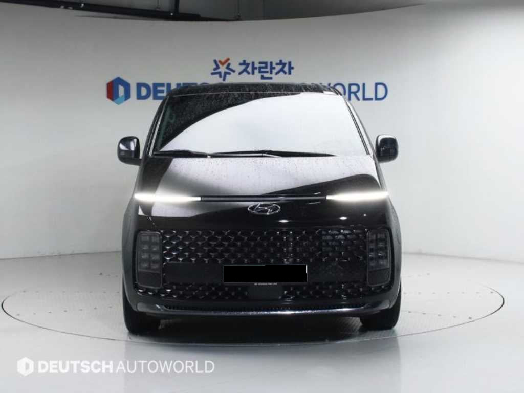 Hyundai Staria — photo 03