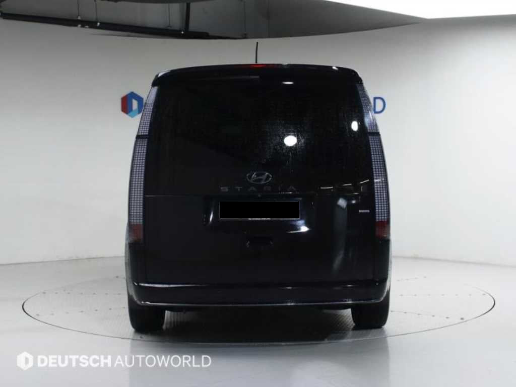 Hyundai Staria — photo 04