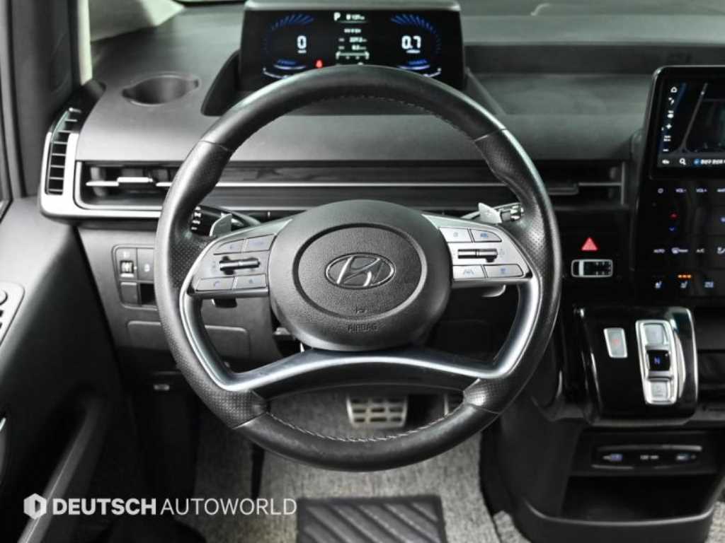 Hyundai Staria — photo 13